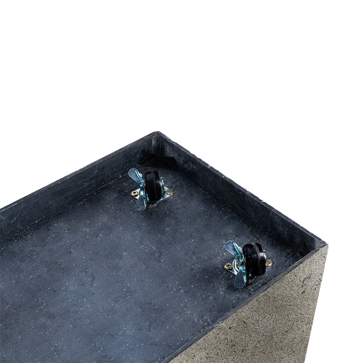 Grigio Cube 40 with wheels